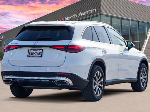 Used 2024 Mercedes-Benz GLC 300 image 5