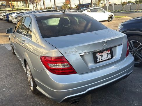 Used 2014 Mercedes-Benz C 250 Sedan image 4