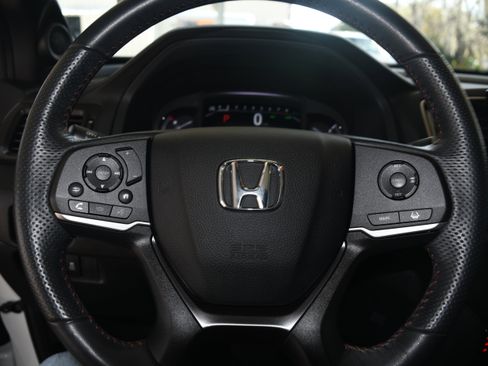 Used 2023 Honda Passport TrailSport image 14