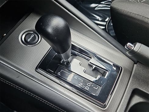 Used 2022 Mitsubishi Outlander Sport SE image 13