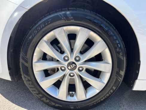 Used 2016 Kia Optima EX FWD image 9