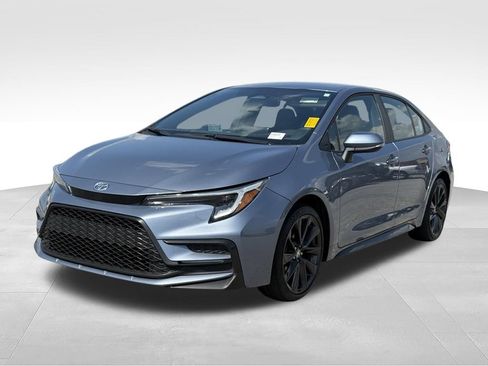 Used 2023 Toyota Corolla SE FWD image 1