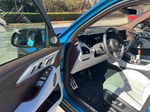 Used 2024 BMW XM image 4