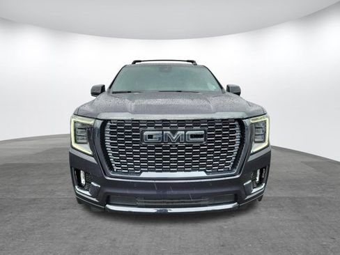 Used 2023 GMC Yukon Denali Ultimate AWD/4WD image 2