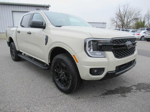 New 2025 Ford Ranger XLT w/ Equipment Group 301A High AWD/4WD image 3