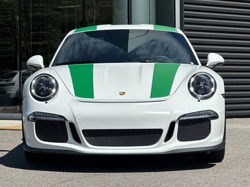Certified 2016 Porsche 911 R image 11