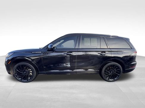 Used 2025 Lincoln Aviator Reserve w/ Jet Appearance Package image 11
