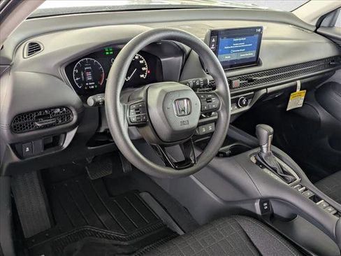 New 2026 Honda HR-V LX image 3