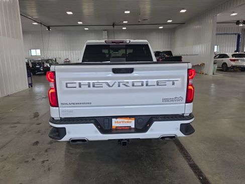 Used 2024 Chevrolet Silverado 1500 High Country w/ Technology Package AWD/4WD image 7
