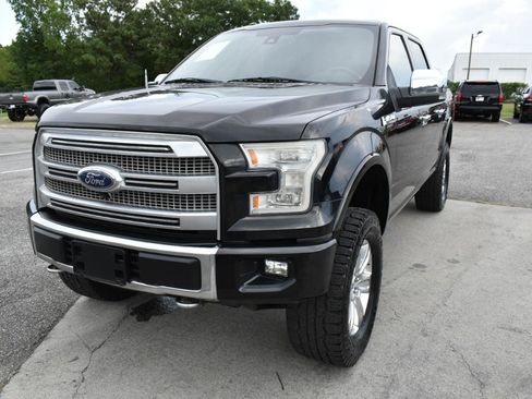 Used 2015 Ford F150 Platinum w/ Equipment Group 701A Luxury AWD/4WD image 2