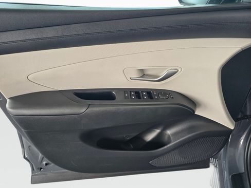 Used 2025 Hyundai Tucson SEL FWD image 32