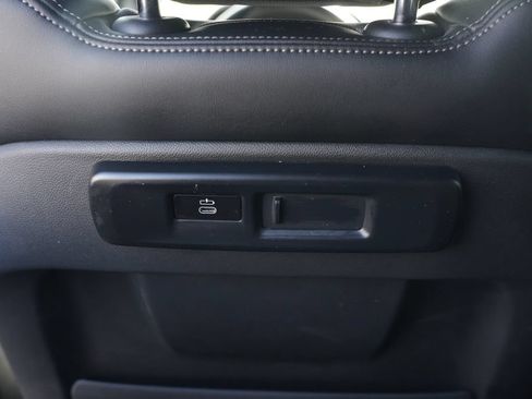 Used 2023 BMW X5 xDrive40i w/ Premium Package AWD/4WD image 20