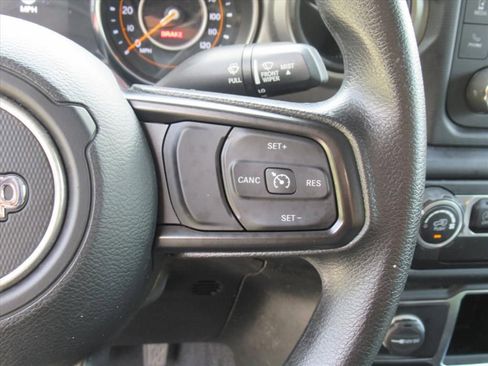 Used 2021 Jeep Wrangler Unlimited Sport image 18