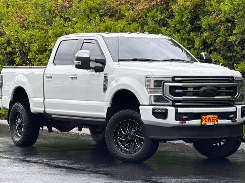 Used 2021 Ford F350 Platinum w/ FX4 Off-Road Package AWD/4WD image 2