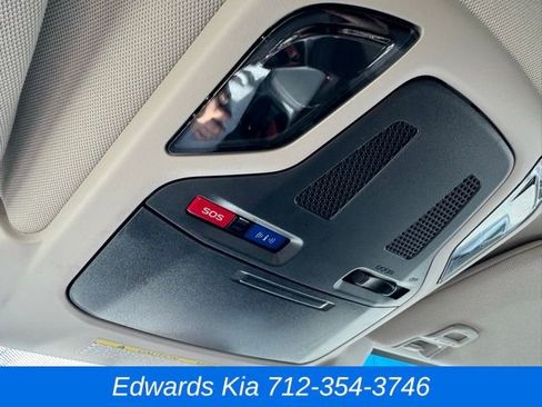 Used 2020 Subaru Outback Premium image 29