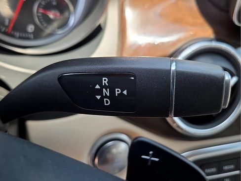 Used 2018 Mercedes-Benz CLA 250 4MATIC image 17