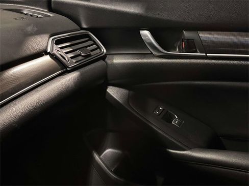 Certified 2022 Honda Accord Sport Special Edition image 25
