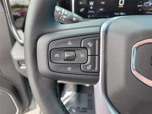 Used 2026 GMC Sierra 2500 SLT w/ SLT Convenience Package AWD/4WD image 25