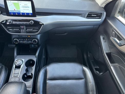 Used 2022 Ford Escape SEL w/ Technology Package image 31