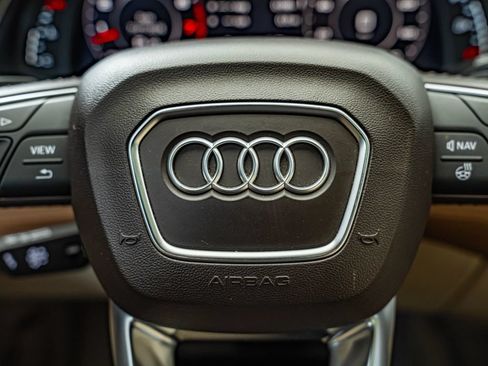 Used 2017 Audi Q7 3.0T Prestige AWD/4WD image 23