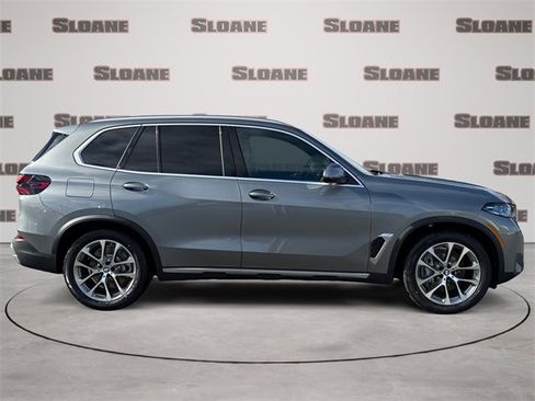 New 2026 BMW X5 xDrive50e w/ Climate Comfort Package image 6