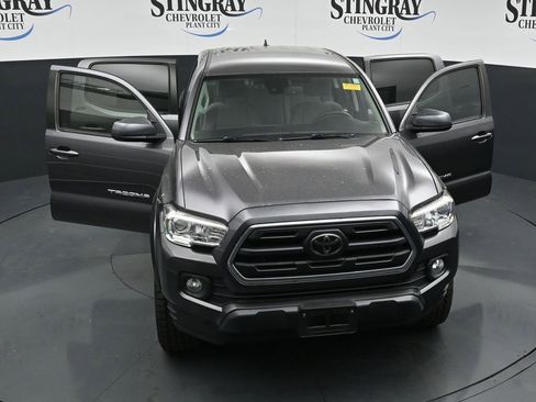 Used 2019 Toyota Tacoma SR5 RWD image 25