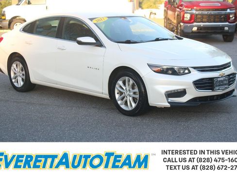 Used 2017 Chevrolet Malibu LT FWD image 1