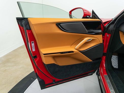 Certified 2025 Ferrari Purosangue image 36