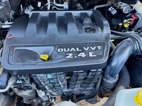 Used 2015 Dodge Journey Crossroad w/ Flexible Seating Group FWD image 37