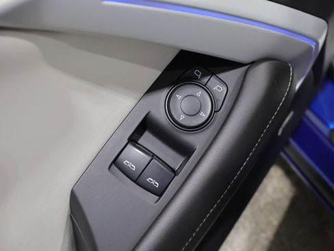 Used 2016 Chevrolet Camaro SS image 14