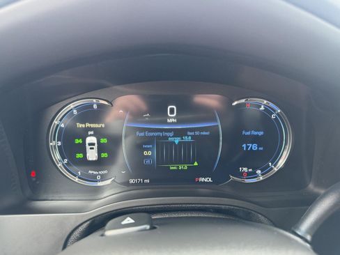 Used 2019 Cadillac Escalade Platinum w/ Escalade Sport Edition AWD/4WD image 20