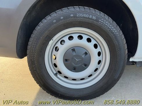 Used 2023 Mercedes-Benz Metris Passenger image 13