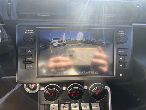 Used 2023 Toyota GR86 Premium image 19