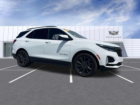 Used 2024 Chevrolet Equinox RS FWD image 1