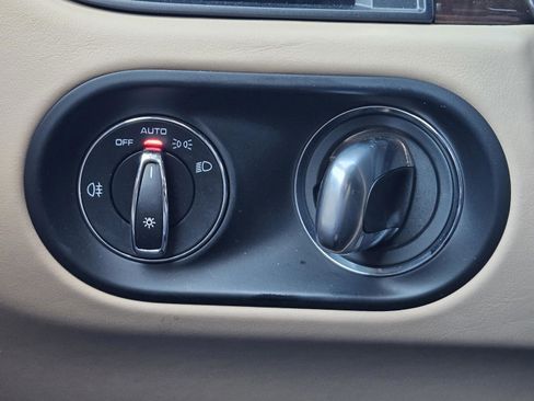 Certified 2023 Porsche Macan Turbo image 21