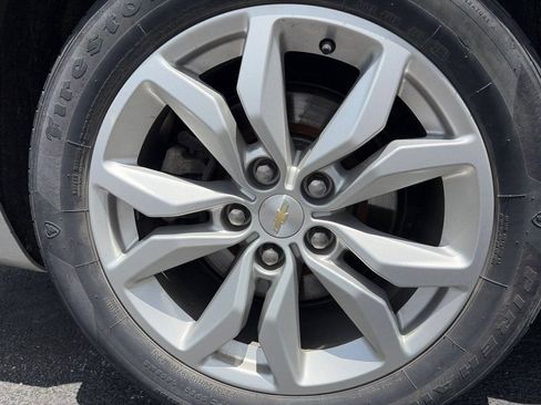 Used 2020 Chevrolet Impala LT FWD image 32