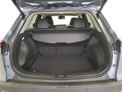 Used 2023 Toyota Corolla Cross XLE w/ Convenience Package FWD image 11
