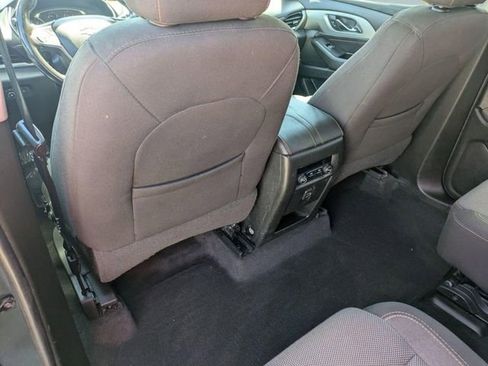 Used 2018 Chevrolet Traverse LT w/ LPO, Floor Liner Package AWD/4WD image 24