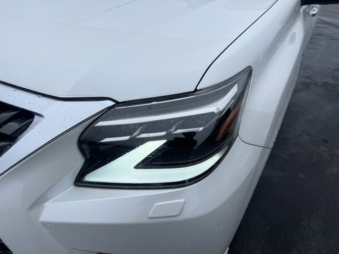 Used 2022 Lexus GX 460 Premium w/ Premium Package image 6