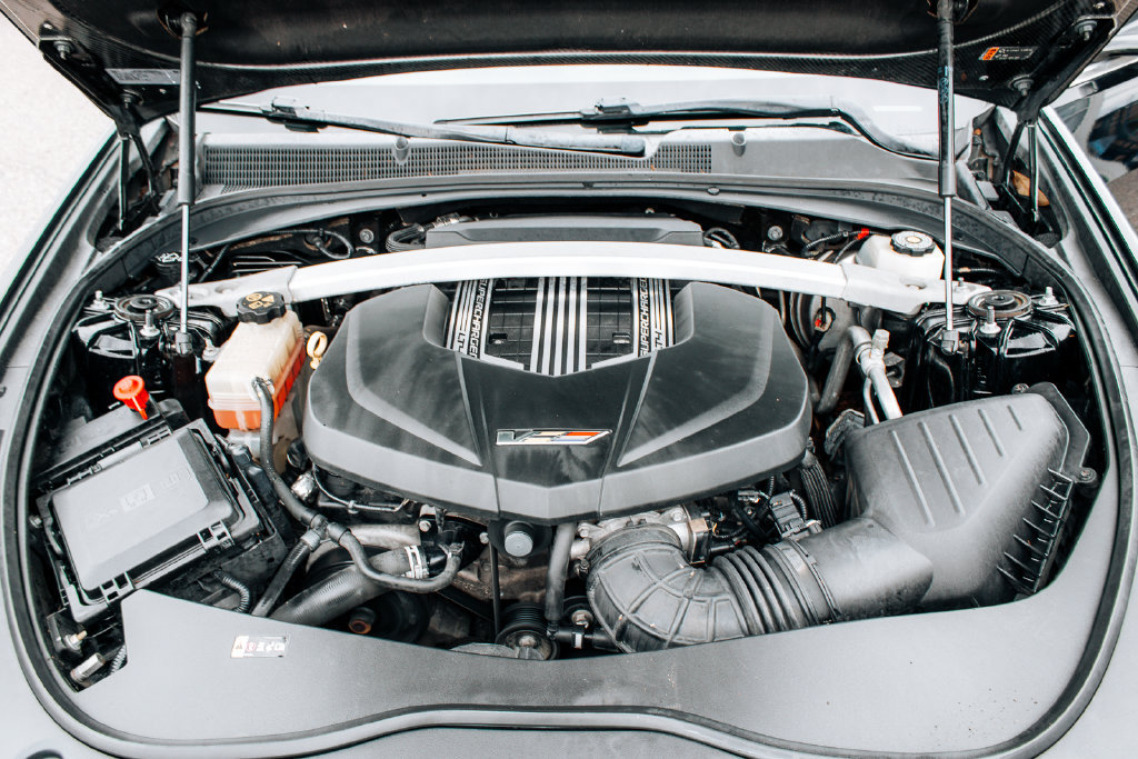 Used 2018 Cadillac CTS V w/ Carbon Fiber Package RWD image 40