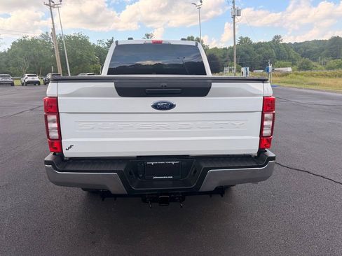 Used 2022 Ford F250 XLT w/ FX4 Off-Road Package AWD/4WD image 9