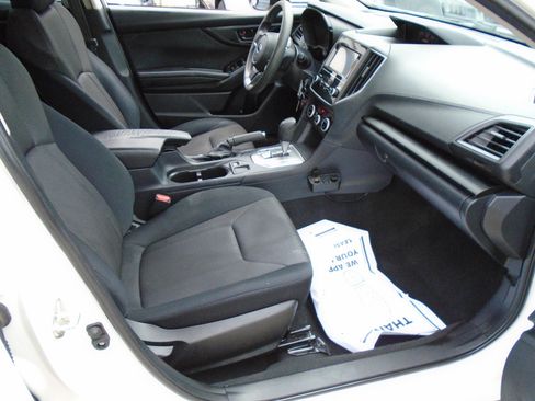 Used 2023 Subaru Crosstrek 2.0i AWD/4WD image 12