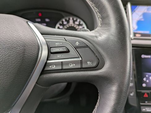 Used 2019 INFINITI QX50 Essential w/ Premium Heat Package image 30