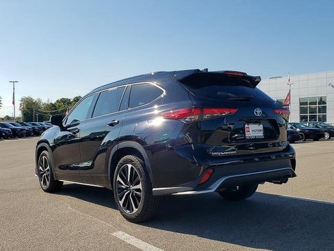 Used 2022 Toyota Highlander XSE image 7