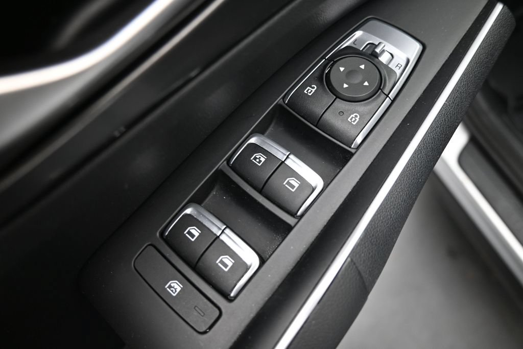 Used 2022 Kia Sorento LX FWD image 14