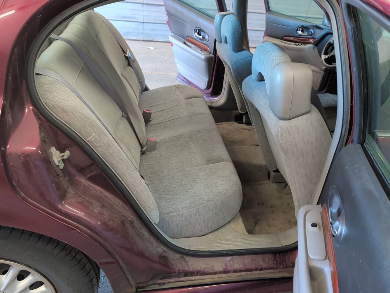 Used 2005 Buick Le Sabre Custom FWD image 25