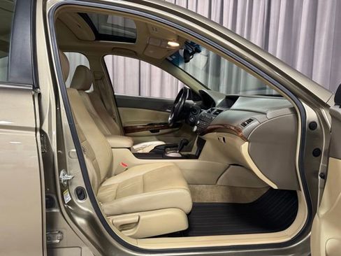 Used 2009 Honda Accord EX-L image 7