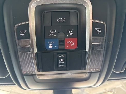 Used 2022 RAM 2500 Laramie image 47