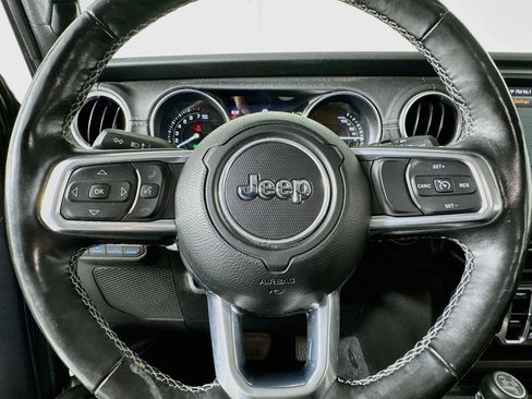 Used 2021 Jeep Wrangler Unlimited Sahara w/ Cold Weather Group AWD/4WD image 42