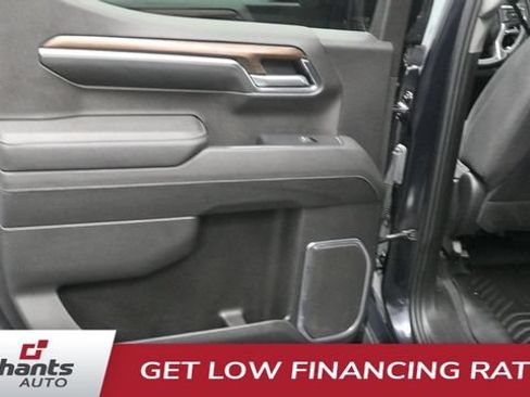 Used 2023 Chevrolet Silverado 1500 LT AWD/4WD image 16